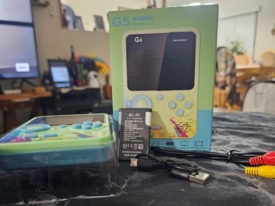 G5 Mini Retro Handheld Game Console 500 Built-In Games 3'' Full-Color Screen