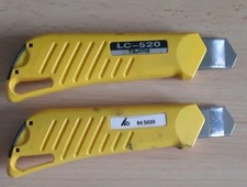 2x Cuttermesser-TAJIMA-voll Funktionsfähig-einwandfrei-mit Klingen-gebraucht-