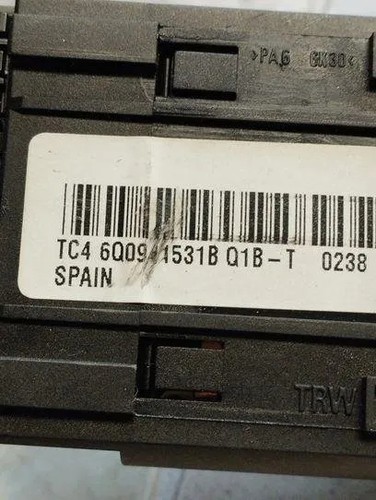 VW POLO 9N Scheinwerferschalter 6Q0941531B 1.40 Petrol 55kw 2008 18231365