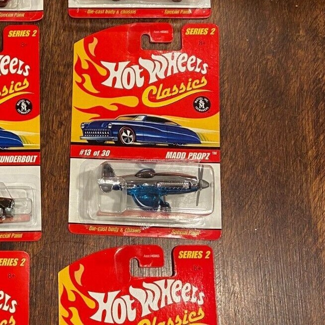 Hot Wheels Classics ミニカーセット ② Hot Wheels Classics Series 2 Complete Your Set! Buy 2 or