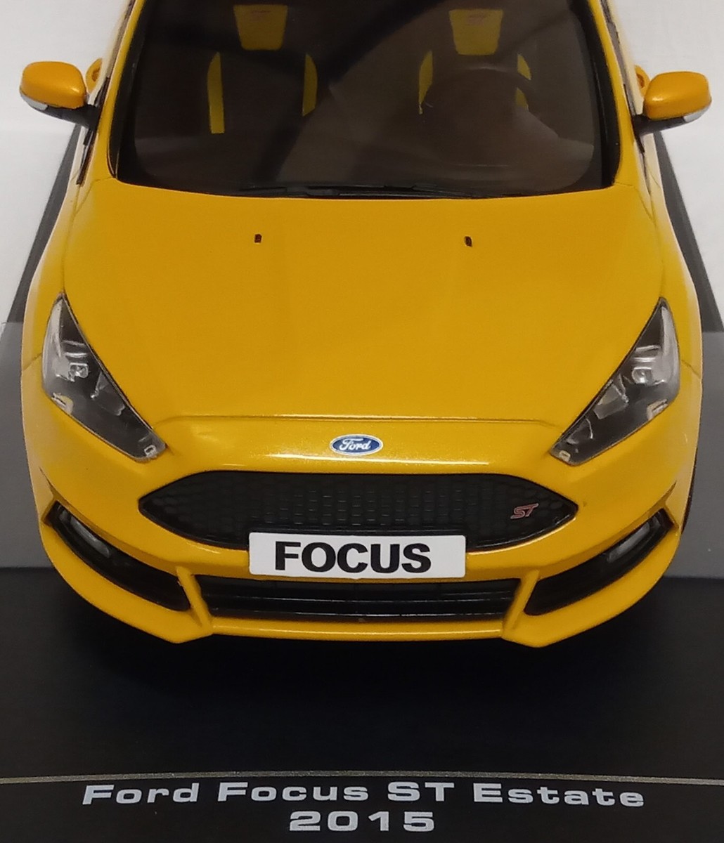 ModelCarGroup 1:18 Ford Focus ST Año de construcción 2022 blanco