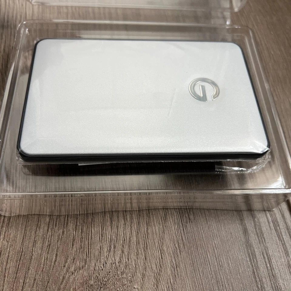 New G Drive Ultra Slim Portable USB 3.0/2.0 Drive 500GB/Go - Image 2 of 4