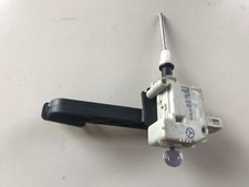 Stellmotor Tankklappe A2038201997 Mercedes W203 W169 W209 W211 W245 R171 R199