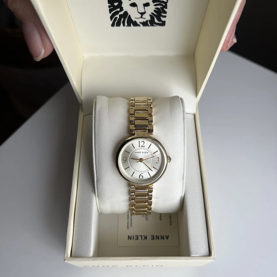 Anne Klein relógio pulseira de liga de metal tom dourado 26 mm novo! Com caixa e papéis - Imagem 2 de 4