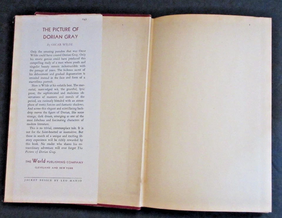 VINTAGE The Picture of Dorian Gray, Oscar Wild - Tower Books First Printing 1944 - Image 3 of 4