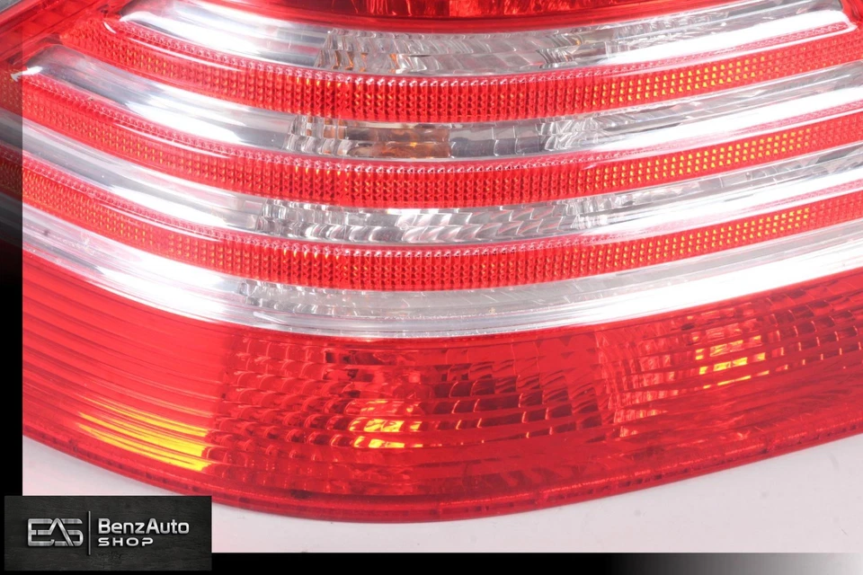 03-06 Mercedes W220 S55 AMG Rear Left Side Taillight Tail Light Lamp OEM - Image 4 of 4