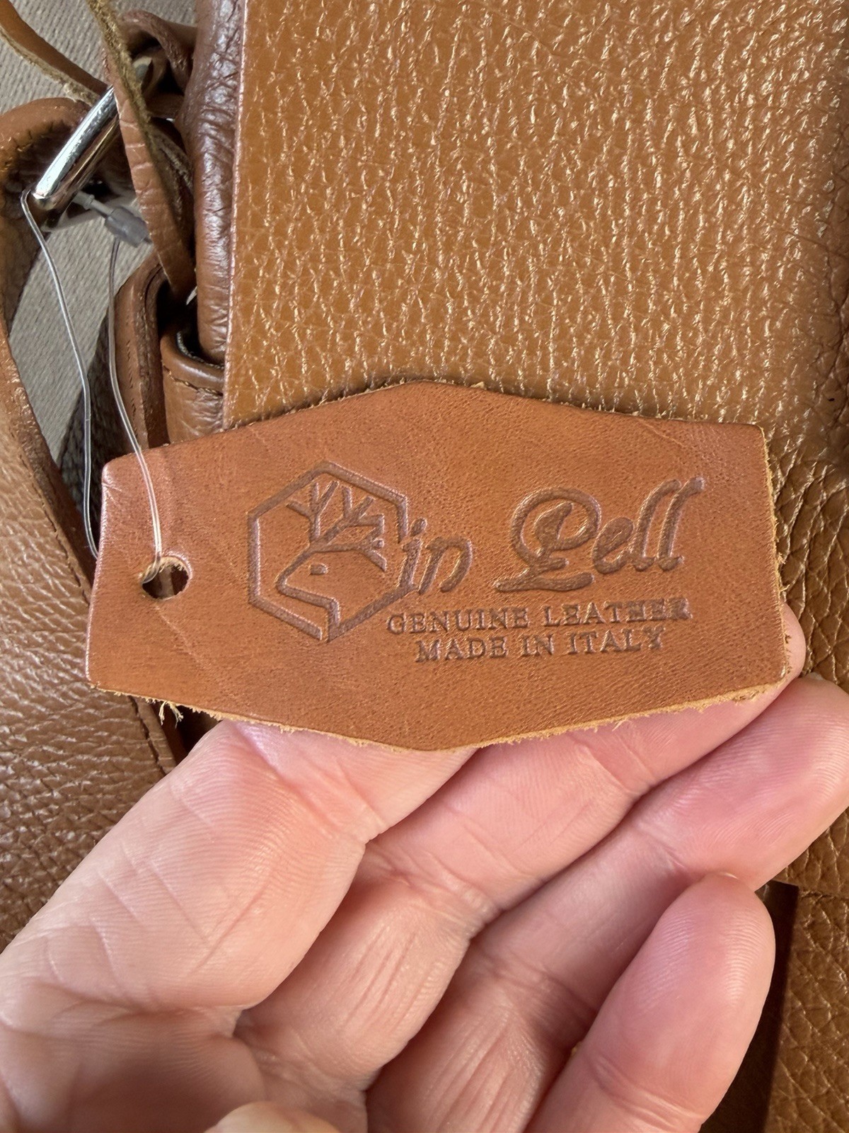 PELL ITALY LEATHER MESSENGER BAG Unisex Camel Color With Adjustable Strap