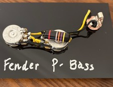 Fender Precision Bass Standard P-Bass wiring harness - 0.047uF bumblebee cap