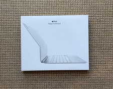 Apple Magic Keyboard Case iPad Pro 13  M4 M5 White A2974 Open Box