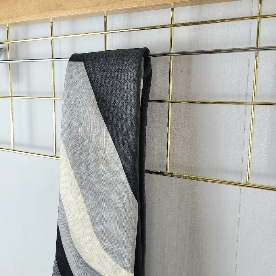 Corbata para hombre de colección FUBU años 90 Y2K vintage remolino mezcla de seda deletreada - leer Foto 3 de 4