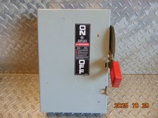 GE TH3361 MOD 10 30A 30 AMP FUSIBLE SAFETY DISCONNECT SWITCH 600VAC 250VDC