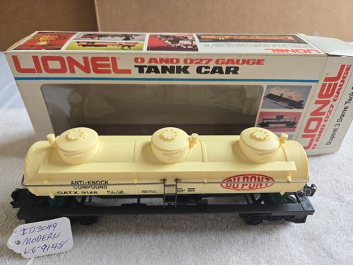 Lionel 6-9148 - Dupont 3 Domo Tank Car - De colección MPC Era 1976 - Con Caja | Condition: New