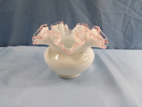 Fenton Milk Crest Pink Rose Crest Rose Bowl Vase 3 3/4" Tall