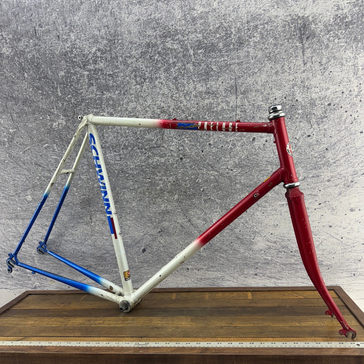 Vintage Schwinn Prelude Frame 58 cm USA Red Blue Columbus Chicago