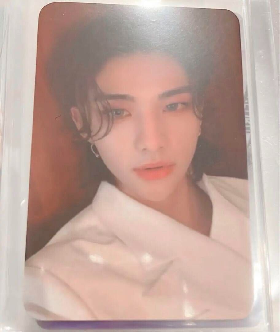 Stray Kids HYUNJIN SUBK Photocard Noeasy 2nd Studio Album Stray Kids HYUNJIN SUBK Photocard Noeasy 2nd Studio Album
