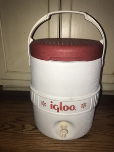 igloo 2 gallon
