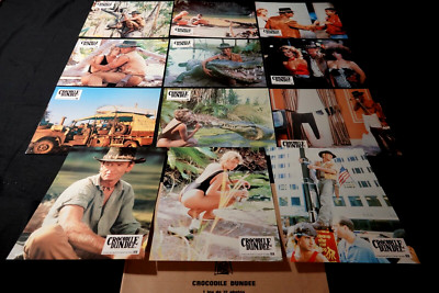 CROCODILE DUNDEE paul hogan Linda Kozlowski set 12 photos cinema lobby cards