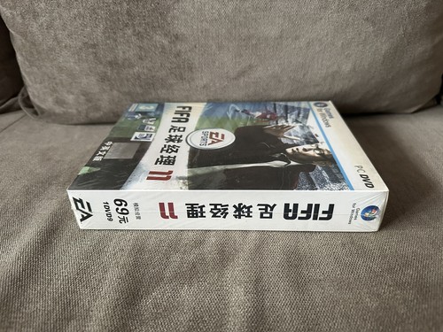 FIFA Manager 11 - Chinese Big Box Edition PC NEW & SEALED - Picture 6 of 6
