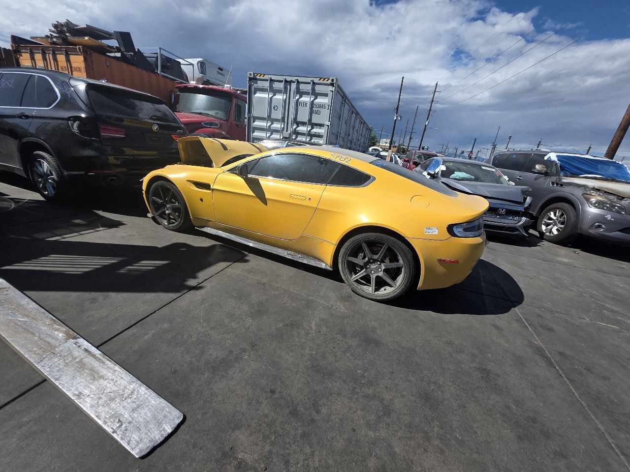 Aston Martin Vantage 2007 Tailgate P/N 697432