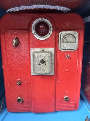 Vintage Electric Fence Charger Controller Red Metal Box Gauge Light Farm Industr