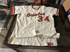 original circa 1972 BOB REYNOLDS BALTIMORE ORIOLES GAME WORN BASEBALL JERSEY