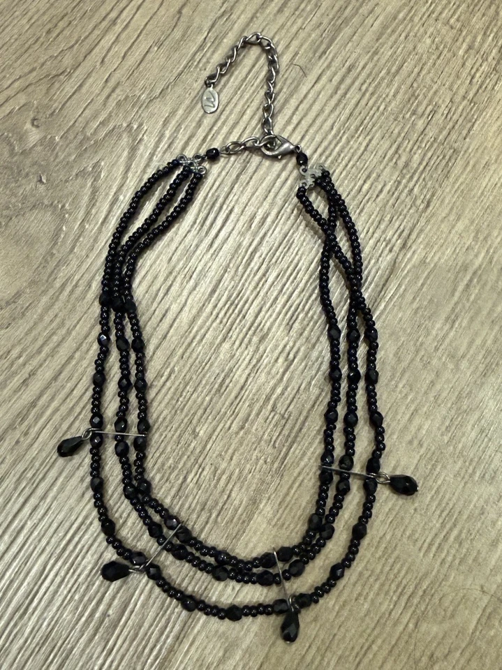 Napier Black Beaded Multi-Strand Choker Necklace Silver Tone Teardrop Dangles - Image 4 of 4