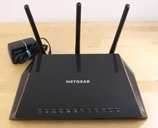 Netgear Nighthawk AC1750 Smart Wi-Fi Router R6700v3 w/Adapter 2.4 & 5 ghz