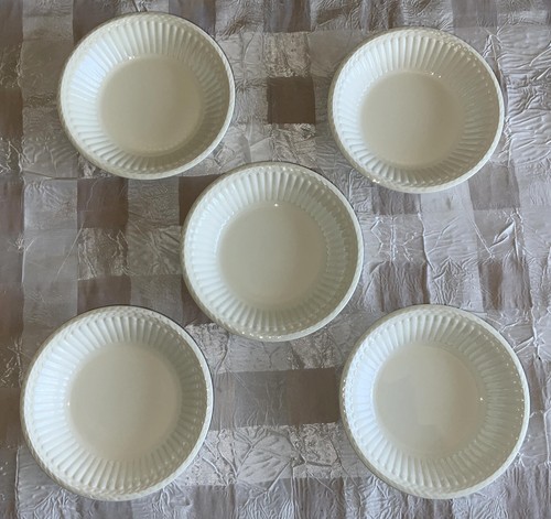EC Lot of (5) Wedgwood EDME Fruit Dessert Bowls 5 1/4" Etruria Barlaston Ivory