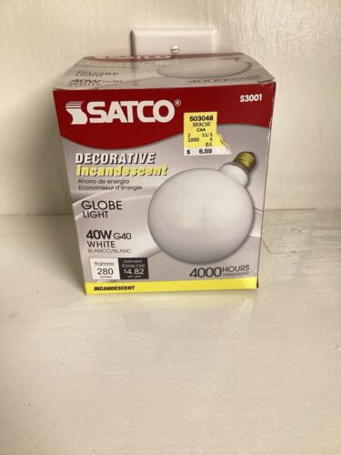 SATCO S3001 G40 40WATT WHITE GLOBE Decorative LIGHT BULB NIB