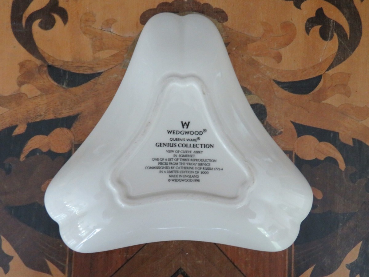 Wedgwood Genius Collection Frog Service Triangular Salad Plate In 