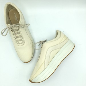vagabond beige sneakers