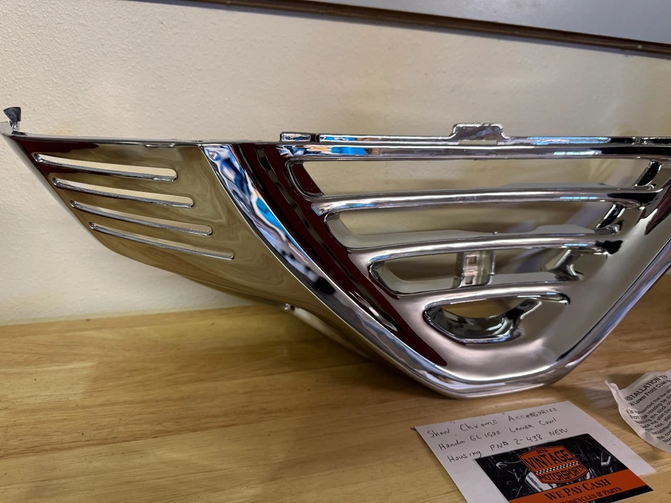 Mostrar accesorios cromados Honda GL1500 cubierta inferior carcasa parte # 2-438 nuevo. Foto 4 de 4