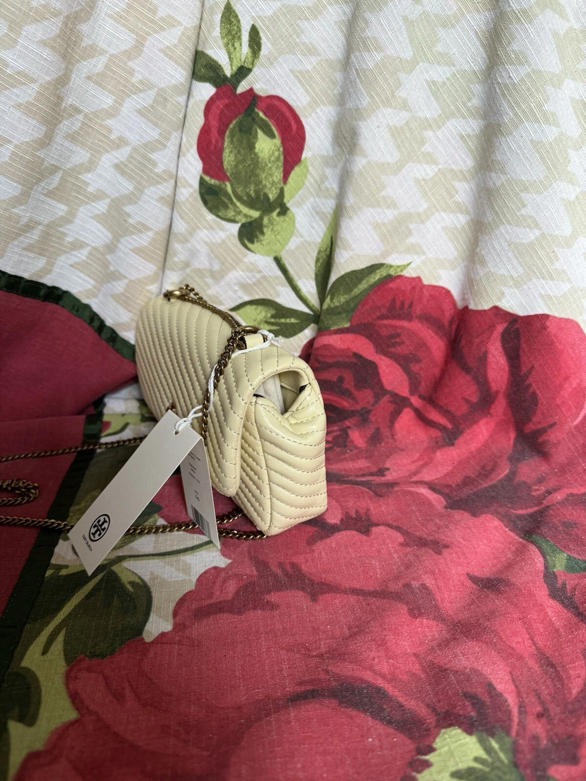 Borsa a tracolla Tory Burch Kira Moto Quilt Mini Flap in pelle con vortice di limone $358