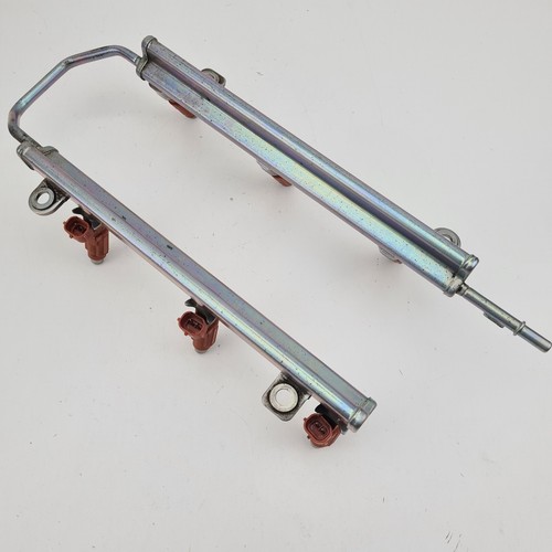 Mitsubishi 380 Fuel Rail With Injectors 3.8L DB 09/05-03/08 - Picture 8 of 8