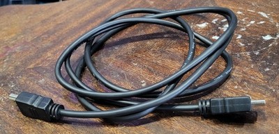 AmazonBasics E258864 High Speed HDMI to HDMI Cable 6ft