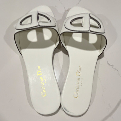 Dior Women s White Leather Logo Slide Sandals Slip-On US 9 EU 37