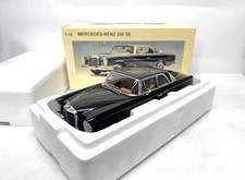 *SUPER RARE* Autoart 1/18 Mercedes Benz 280 SE Coupe W114 Black