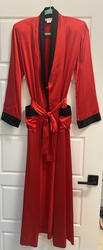 Vtg 80’s 100% Silk Eve