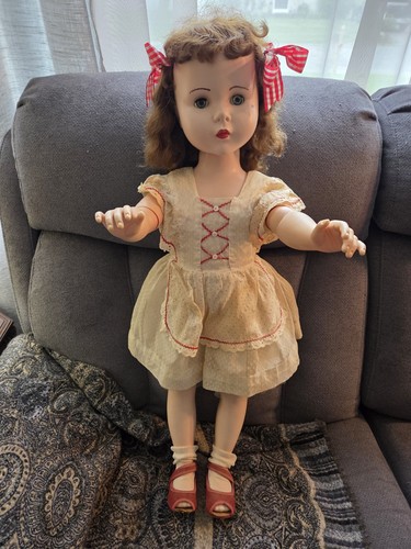 Vintage 1950s Madame Alexander Mary Ellen Doll Altered Beauty Mark And Eyebrows