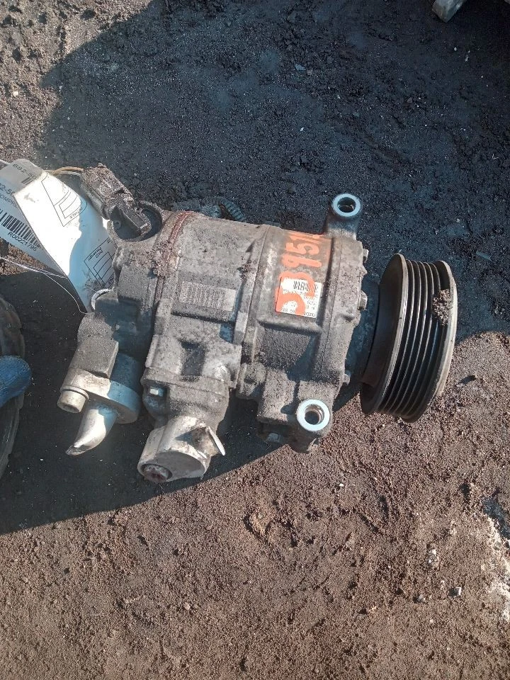 Used A/C Compressor fits: 2010 Audi A4 2.0 Grade A - Изображение 2 из 4