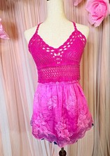 GUESS Italy Pink Floral Crochet Embroidered V-Neck Tie Top M