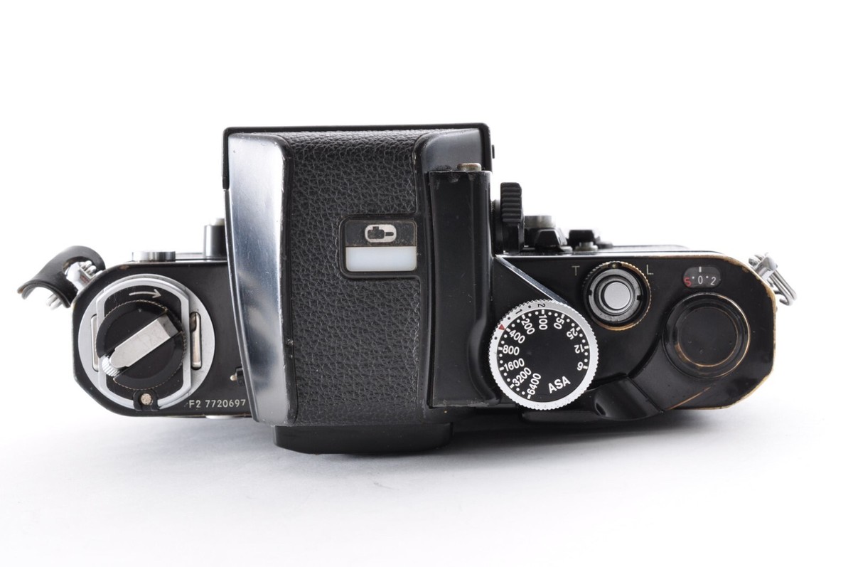 Nikon F2 Photomic Black / Zoom Nikkor 28-45mm f/4.5 Nikon F2 Photomic Black / Zoom Nikkor 28-45mm f/4.5