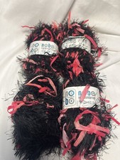 Set 4 SFANCY FUR BLACK PINK KNITTING CROCHET YARN SKEIN BALL CRAFTS FIBER ARTS