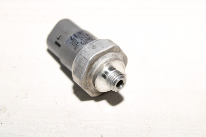 Mazda a/c air condition pressure switch L5031b01a-06 oem e58 | eBay