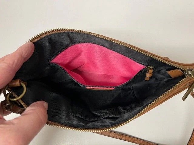 Elliott Lucca brown Leather Crossbody Bag pocketbook purse - Image 4 of 4