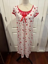 Women Shrt Slve White Nightgown Red Floral  Butterflies Sz L/XL 40"L x 22"W