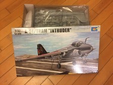 Trombettiere 1/32 A-6E TRAM aereo da combattimento intruso (articolo 02250)