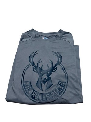 Milwaukee Bucks Men s Medium Long Sleeve Performance Shirt Gray NBA Athletic
