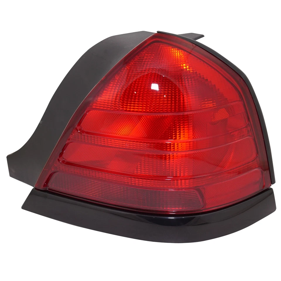 Luz trasera CAPA para 00-11 Crown Victoria luz de freno sin bombilla lado derecho Foto 4 de 4