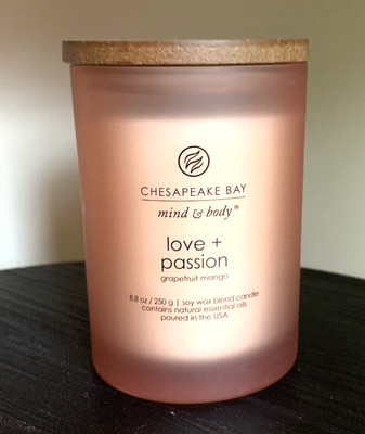 Chesapeake Bay  Candle Mind & Body Medium Jar Love Passion Grapefruit Mango